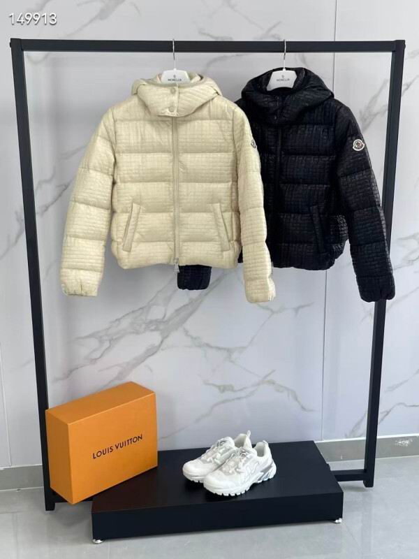 Moncler sz0-3 26yr181
